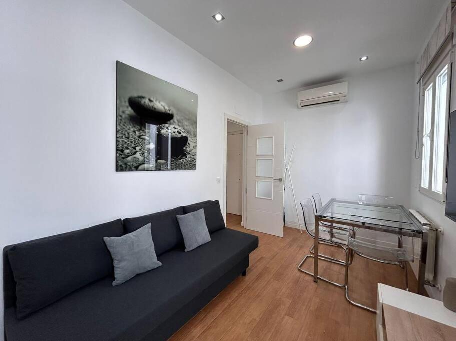 Flat In The Barrio De Las Delicias, Madrid Exteriör bild